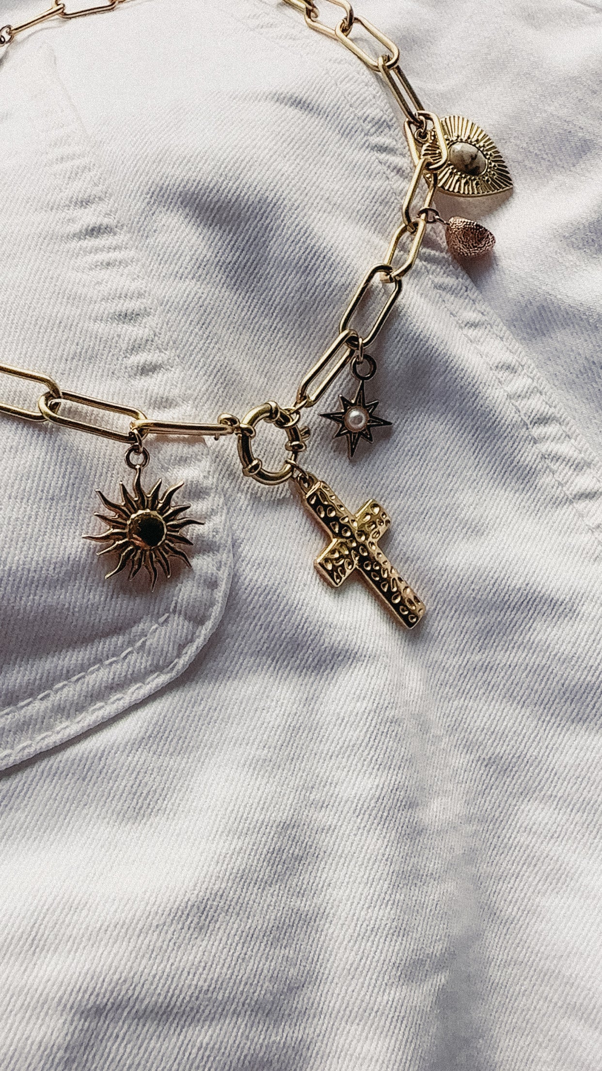 « Collier Charm 4 »