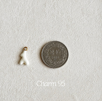 Nos charms