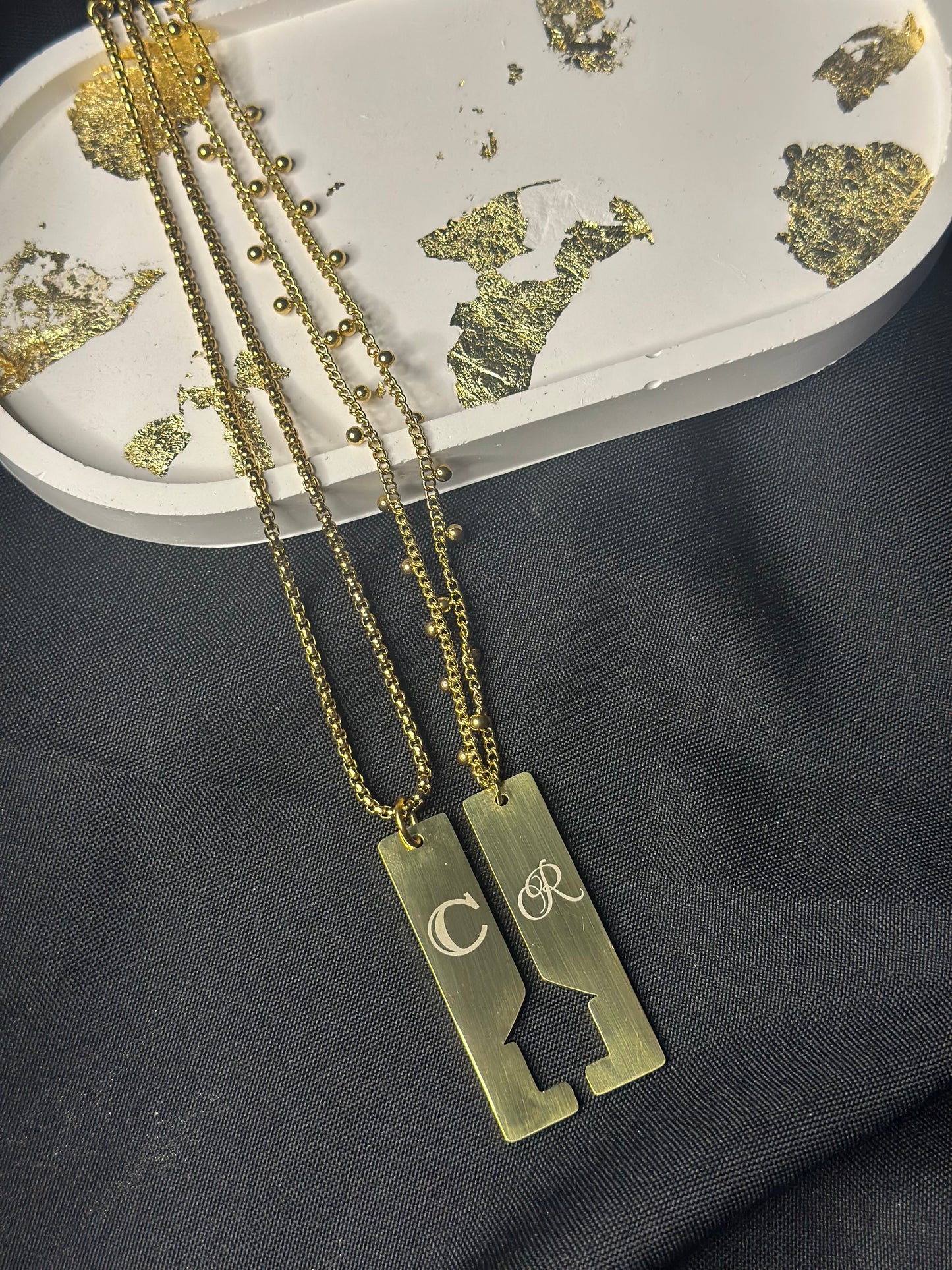 "House" necklace (2pcs)